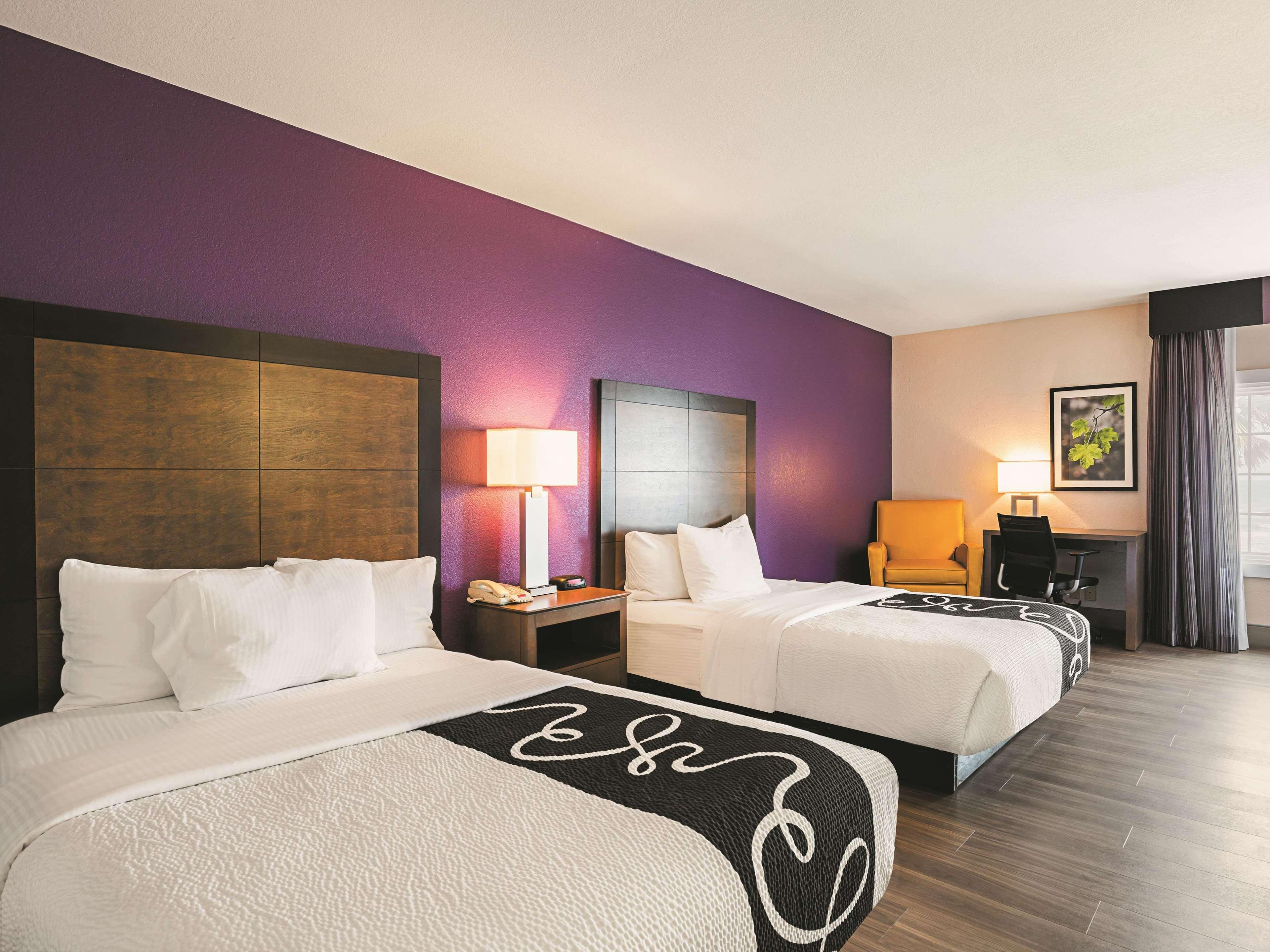 Wingate By Wyndham Galveston Beachfront At The Seawall Kültér fotó