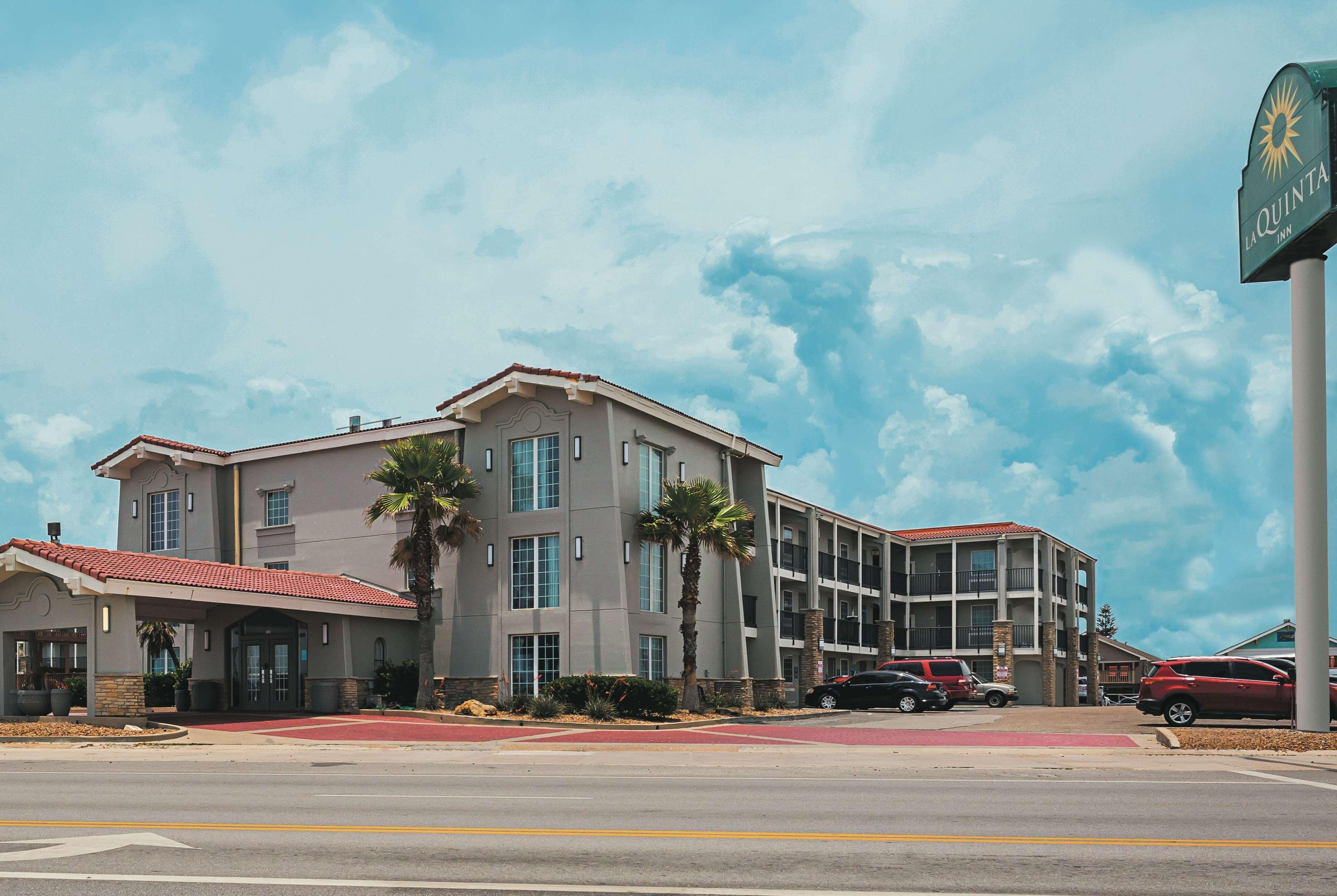 Wingate By Wyndham Galveston Beachfront At The Seawall Kültér fotó